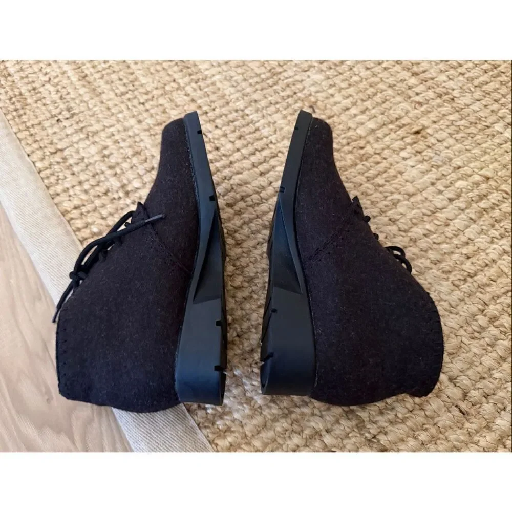 Vintage Talbots Brown Felt Lace-Up Ankle  desert-style chukka  women’s boots